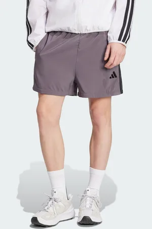 adidas Essentials 3-Stripes Chelsea Shorts 5-Inch