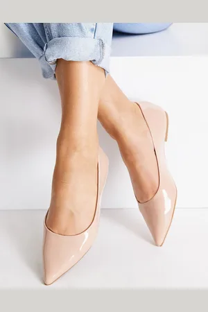 ASOS Lucky pointed ballet flats in -Neutral