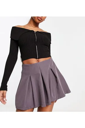 Reclaimed Skort in -Grey