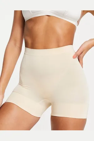 Magic Bodyfashion comfort medium contour shaping shorts in -Neutral