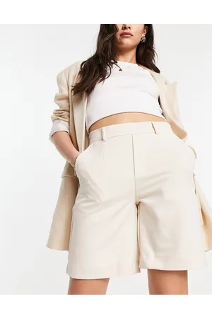 Object Wide shorts in sandshell (part of a set)-White