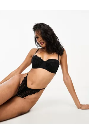 We Are We Wear Curve Geo Lace Non Padded Balconette Bra In Black
