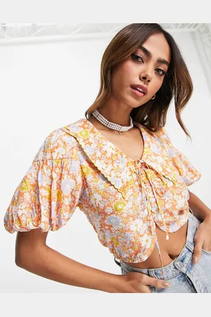 Urban Revivo Retro floral print collar detail blouse in red-Orange