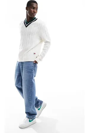 Tommy Hilfiger Regular v-neck cable jumper in white