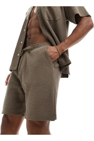 SELECTED Waffle shorts in brown (part of a set)