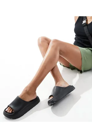Schuh Tatia slides in