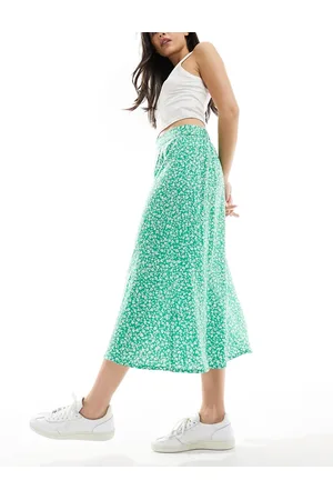 Monki Midi skirt in meadow floral-Multi