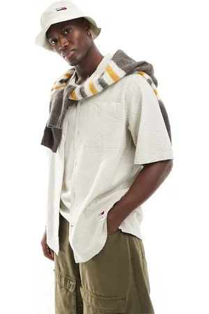 Tommy Hilfiger Relaxed seersucker camp shirt in off white-Neutral