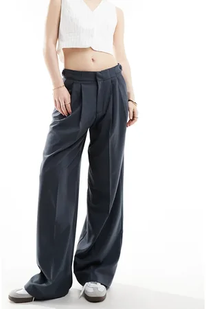 Pull&Bear Wide leg double pleat tailored pants in