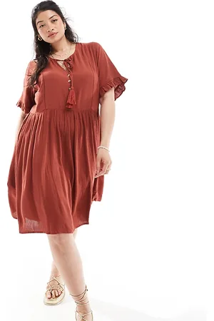Yours Tie front midi dress in -Brown