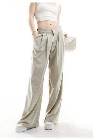 Pull&Bear Wide leg double pleat tailored pants in stone