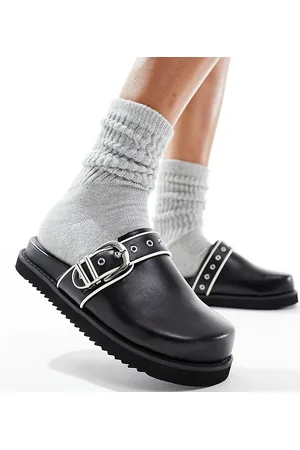 Raid Nellie platform mules in black