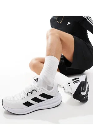 adidas Adidas Running Questar 3 trainers in