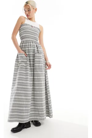 Daisy Street Shirred bust maxi dress in textured check with rosette detail-Multi