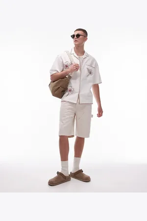 Topman Carpenter shorts in -Neutral