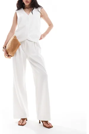 Pretty Lavish Tailored pants in (part of a set)-White