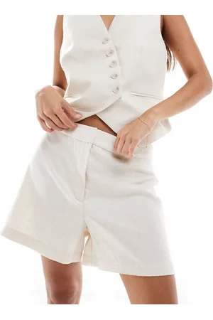VERO MODA Mix and Match linen touch tailored shorts in beige-White