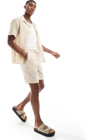 JACK & JONES Geo print shorts in beige (part of a set)-Neutral