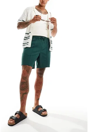 New Look Pintuck shorts in