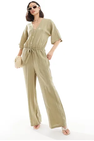 Pretty Lavish Balloon sleeve shirred jumpsuit in -Green