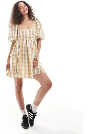 Glamorous Square neck mini smock dress in beige check-Neutral