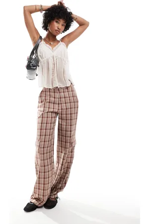 Daisy Street Wide leg cargo pants with detachable chain in monochrome check-Brown