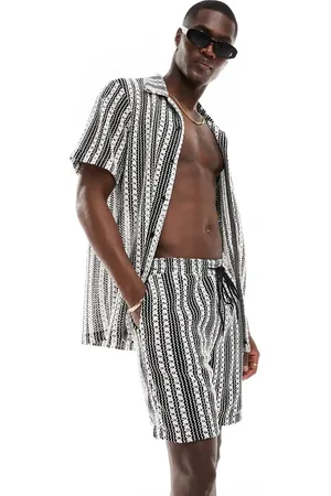 South Beach Beach shorts in crochet and white stripe (part of a set)