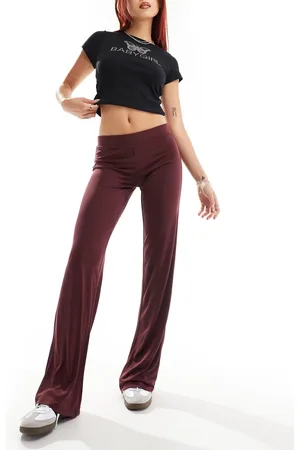 Monki Super soft low waist straight leg baggy jersey pants in burgundy-Red