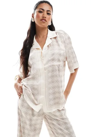 The Couture Club Emblem short sleeve shirt in (part of a set)-Neutral