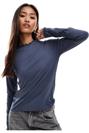 Pieces® Lettuce hem long sleeve top in