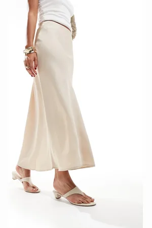 VILA Satin maxi skirt in sand-Neutral