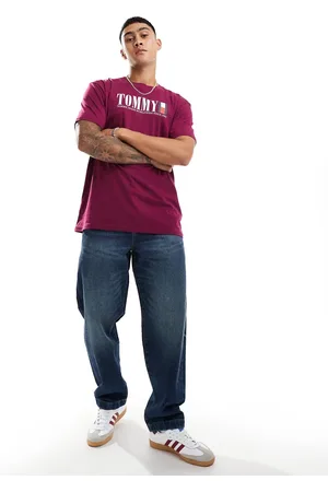 Tommy Hilfiger Large logo t-shirt in fuchsia purple