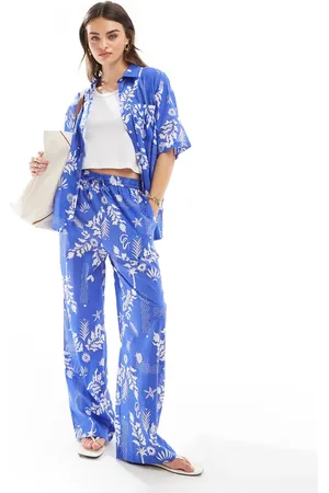 Iisla & Bird Resort printed beach pants in (part of a set)