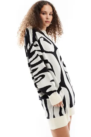 Monki Oversized knitted mini dress in pattern jacquard-Multi