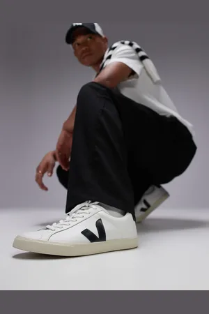 Veja Esplar logo sneakers in extra black leather