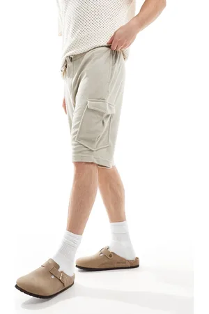 Brave Soul Towelling cargo shorts in (part of a set)-Neutral