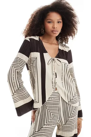 Object Plisse tie front top in abstract print (part of a set)