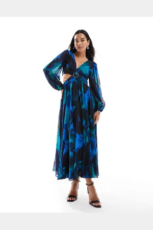 Forever New Cut-out midaxi dress in floral-Blue