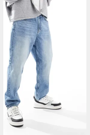 Bershka Loose fit jeans in mid wash blue