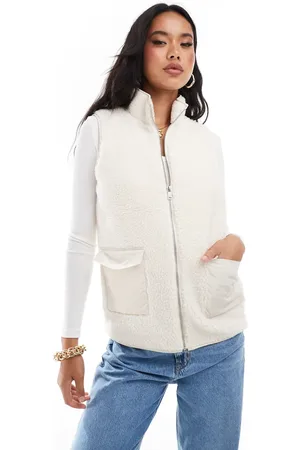 In The Style Teddy vest in -White