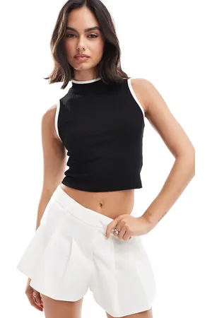 EDITED the label Contrast knit crop top in