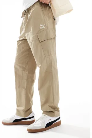 PUMA Classics cargo pants in -Neutral