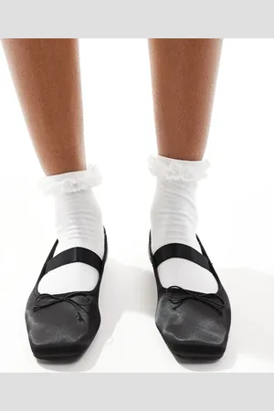 Stradivarius Strappy ballet shoes in
