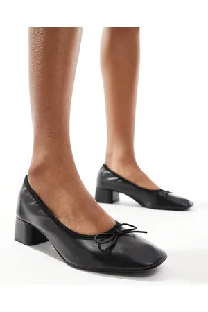 Stradivarius Heeled ballet shoes in