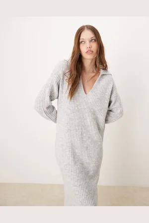 Glamorous V neck collar detail slouchy maxi dress in knitted grey marl