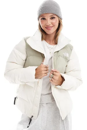 The North Face Saikuru cropped puffer jacket in off white