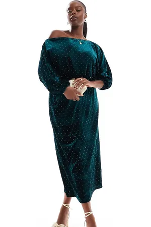 Never Fully Dressed Tilly off shoulder velvet midaxi dress in -Green