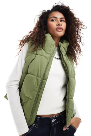 Vans MTE Foundry puffed vest in mid green