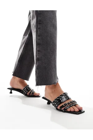 Stradivarius Metal detail kitten sandals in