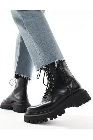 Stradivarius Zip up ankle boots in